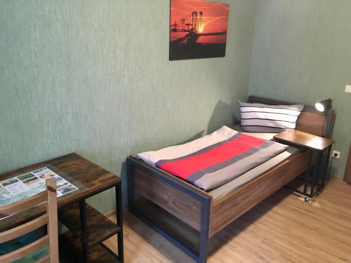 Gasthaus Stuckatz Dollenchen Bagian luar foto