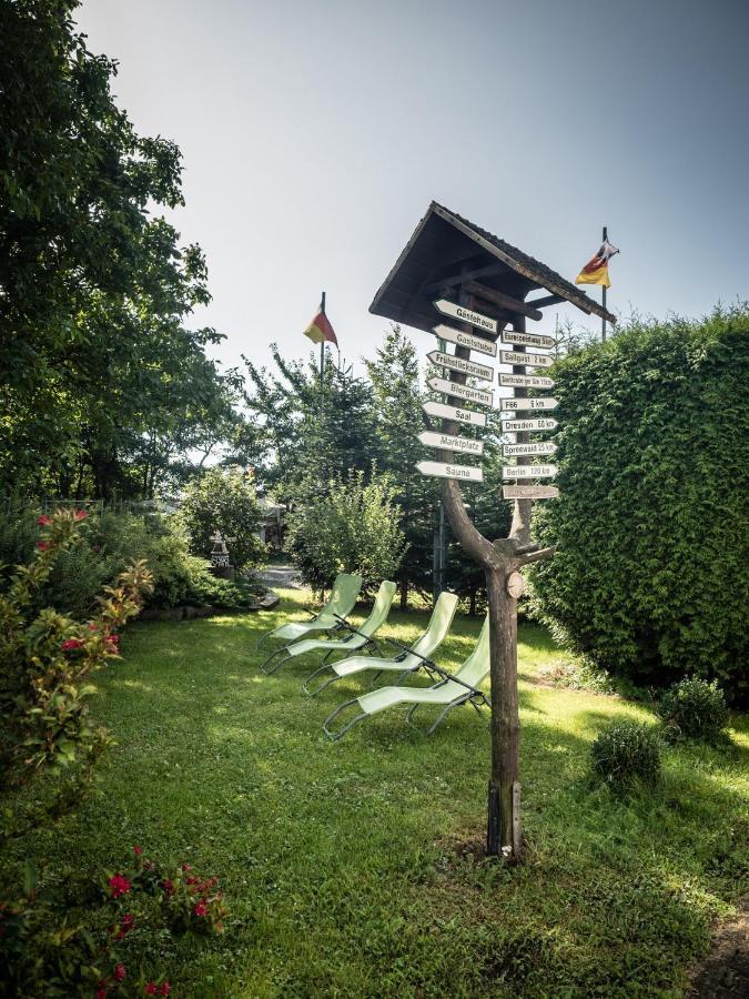 Gasthaus Stuckatz Dollenchen Bagian luar foto