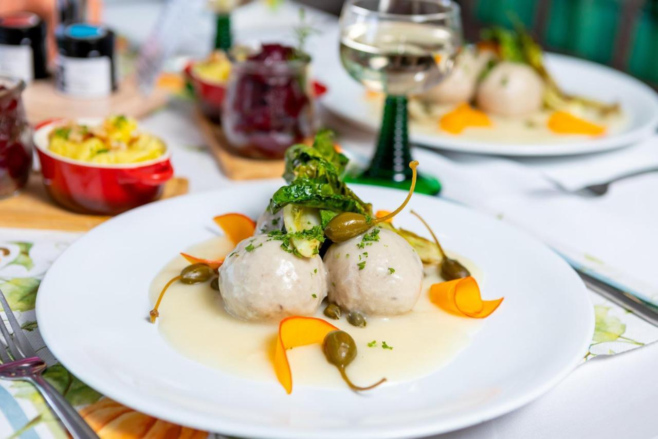 Gasthaus Stuckatz Dollenchen Bagian luar foto