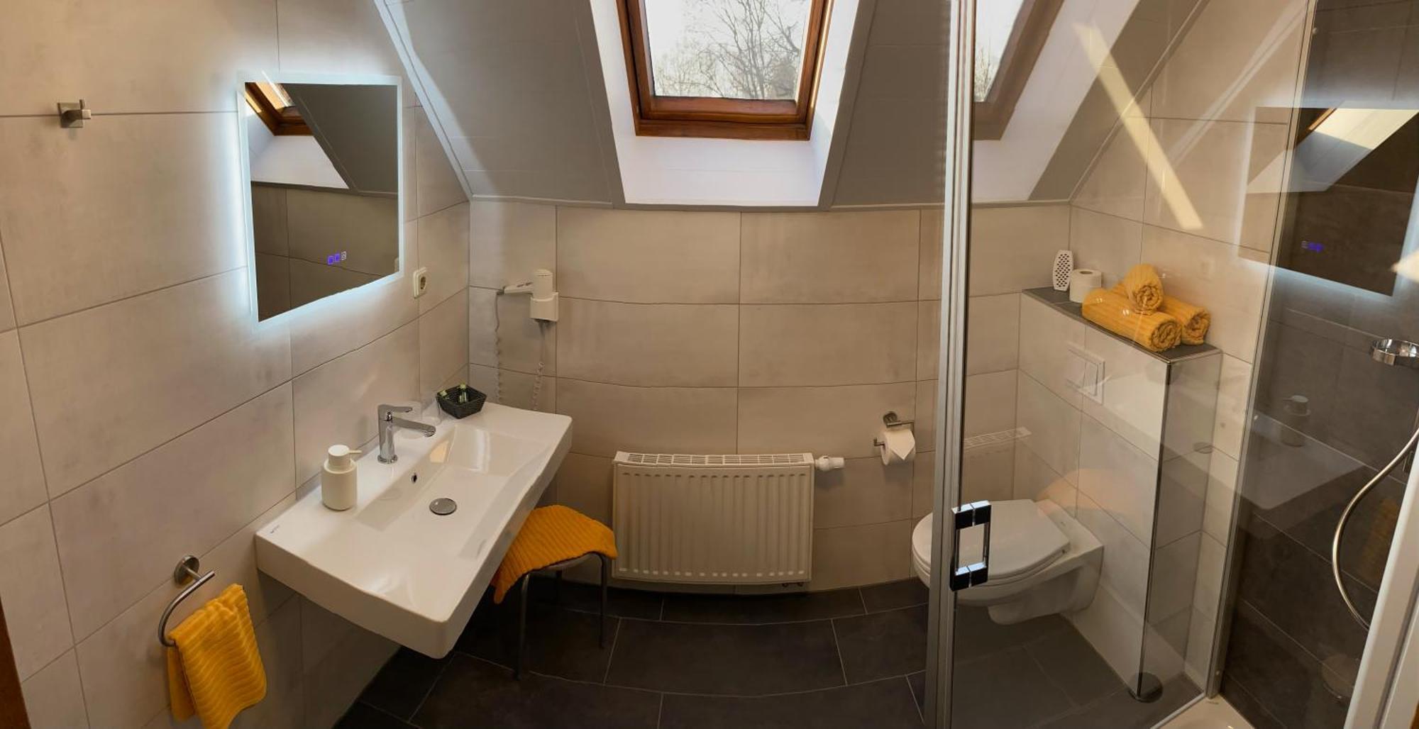 Gasthaus Stuckatz Dollenchen Bagian luar foto