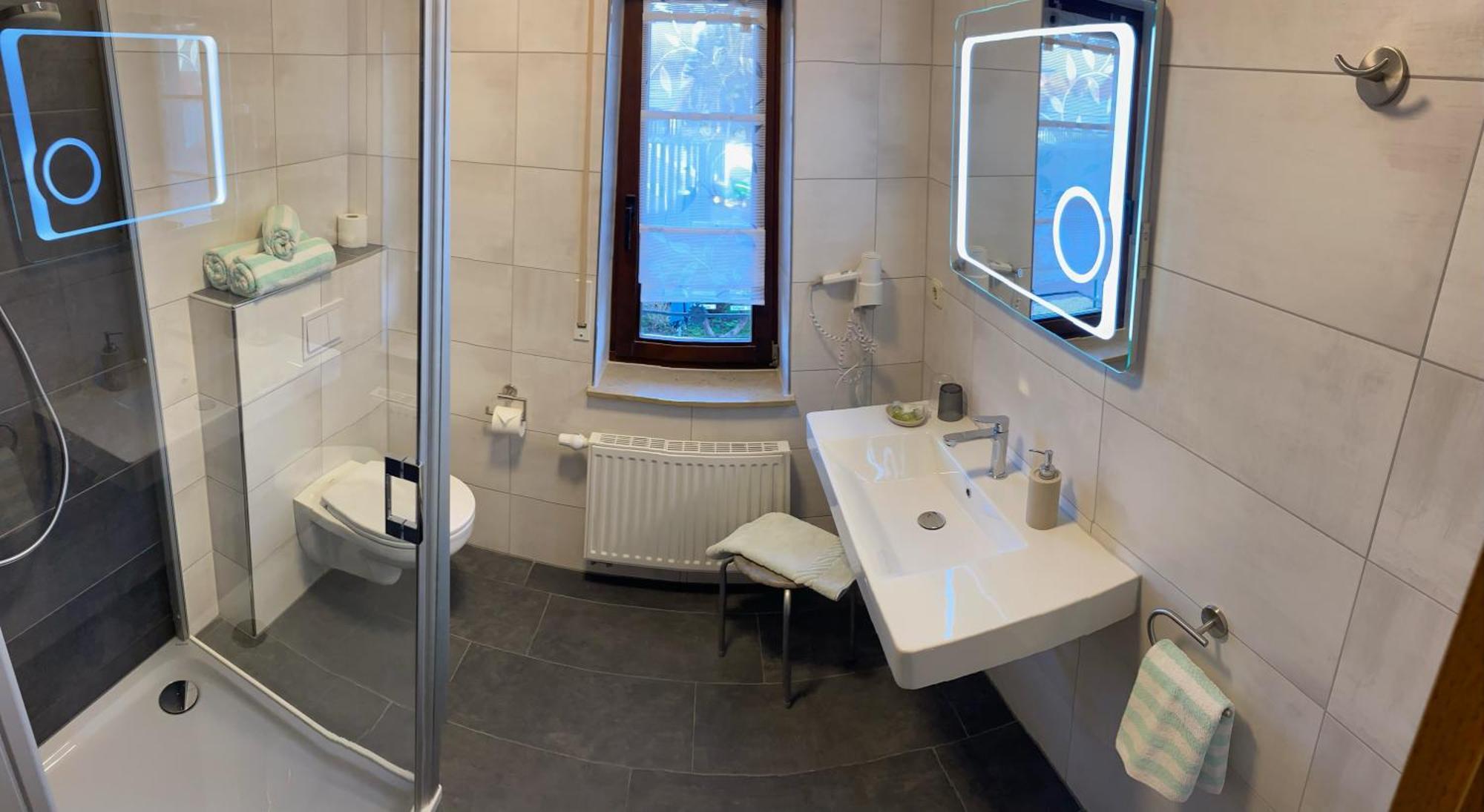 Gasthaus Stuckatz Dollenchen Bagian luar foto